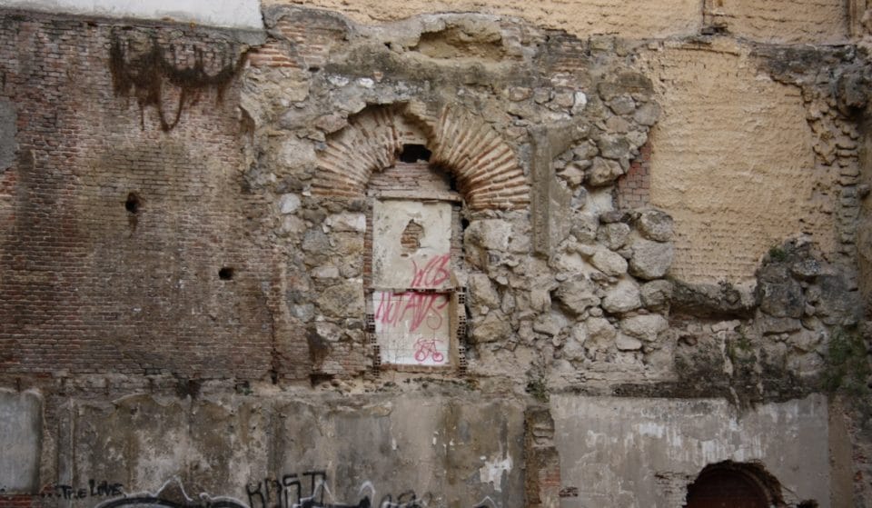 Un jardín custodiará la muralla cristiana de la calle Escalinata