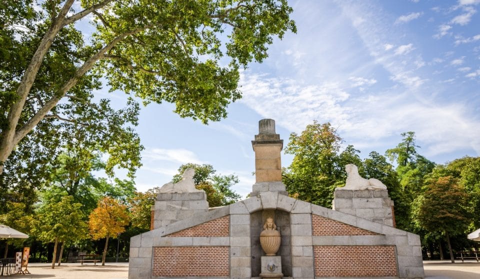 Una asociación propone recuperar la réplica de Osiris de la fuente egipcia del Retiro