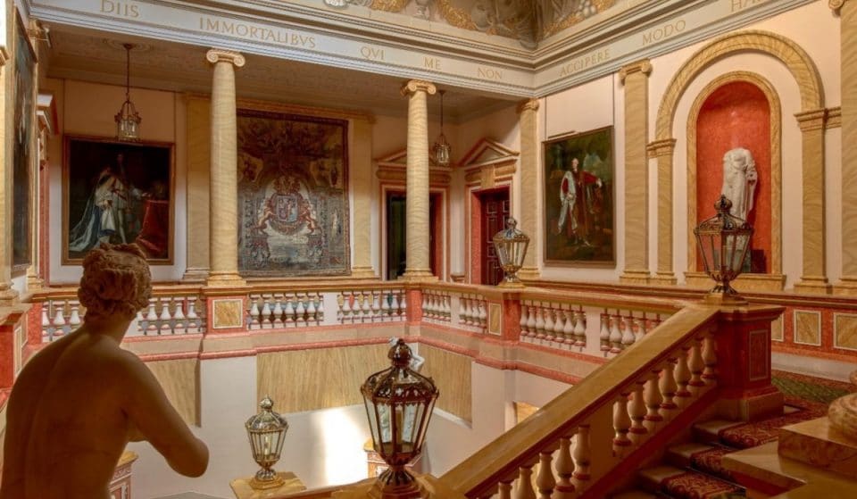 Una iniciativa solidaria con Ucrania descubre los secretos y tesoros de un palacio de Madrid
