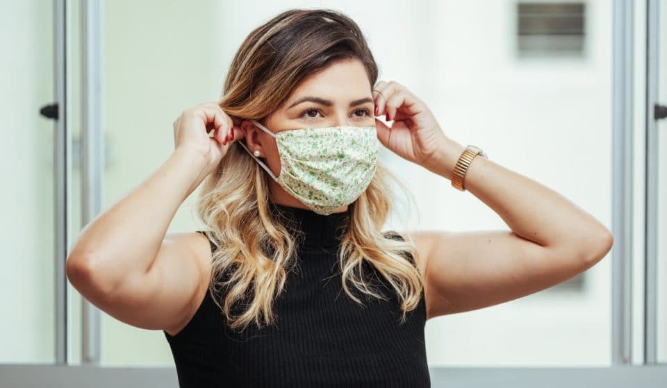 ¿Está cerca el fin de la mascarilla obligatoria en interiores en Madrid?