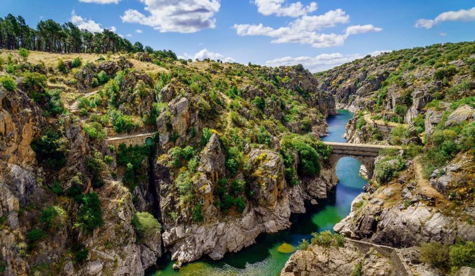 Madrid’s reservoir to host a jazz concert… floating on water