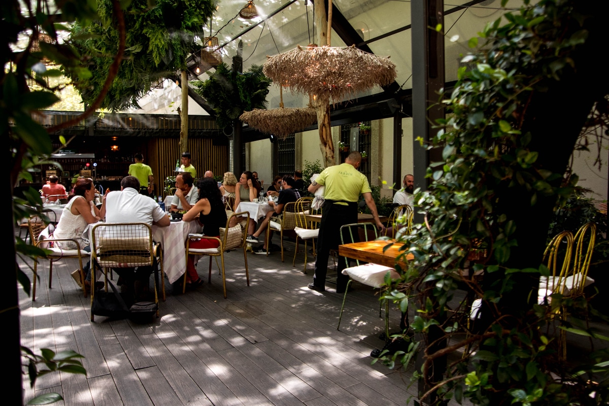 El Jard n De Arz bal Una Terraza Incomparable Y Un Producto De Primera