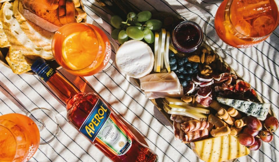 Entradas a la venta para Aperol Spritzeria: tapas de autor, aperitivos italianos, brunch y mucho más en terraza Bocanegra
