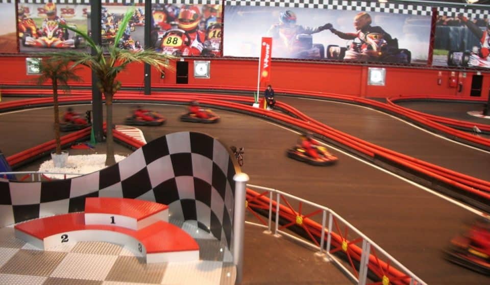 Madrid demolerá el centro comercial que alberga uno de los circuitos de karting de Carlos Sainz