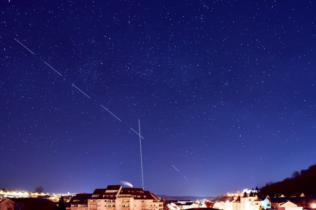¿A qué hora pasan los satélites de Starlink por Madrid?