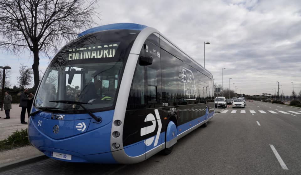 ¿Por qué los nuevos autobuses rápidos de cero emisiones no tendrán retrovisores?