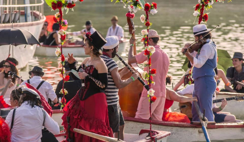 Madrid celebrará un concierto gratuito de cabaret flotante en el estanque del Retiro
