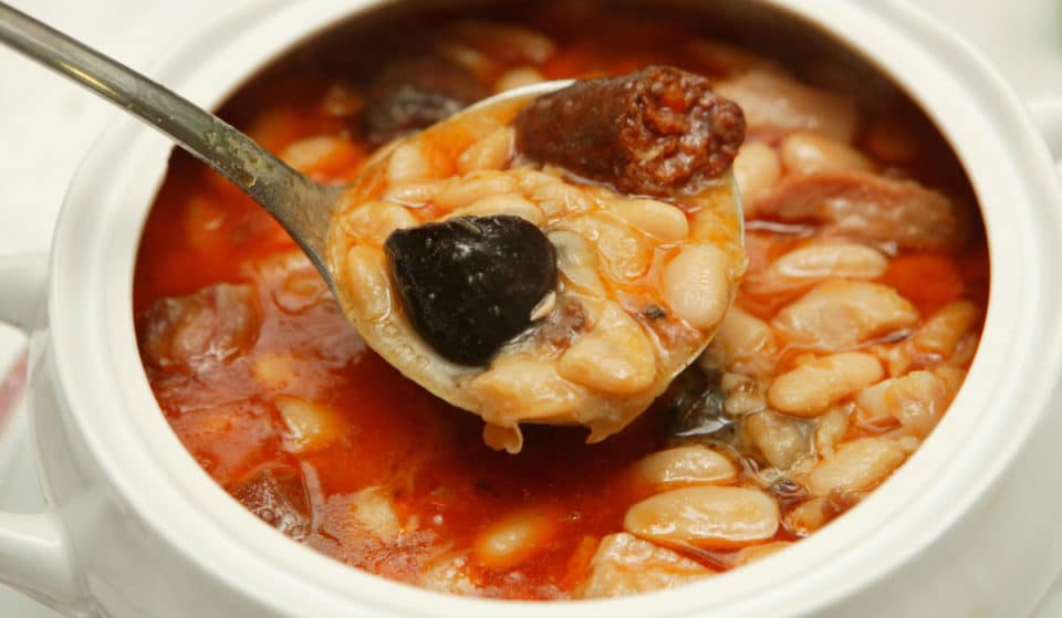 La mejor fabada del mundo se hace en un mesón de Hortaleza