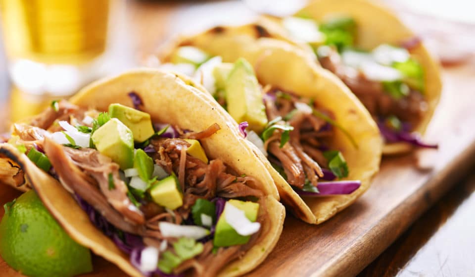 Este restaurante mexicano tiene buffet libre de tacos de lunes a viernes