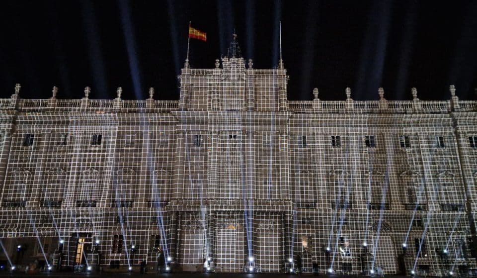 Un videomapping gratis con música se proyecta hoy y mañana sobre el Palacio Real