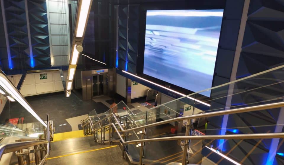Las estaciones de metro de Madrid tendrán publicidad futurista estas Navidades