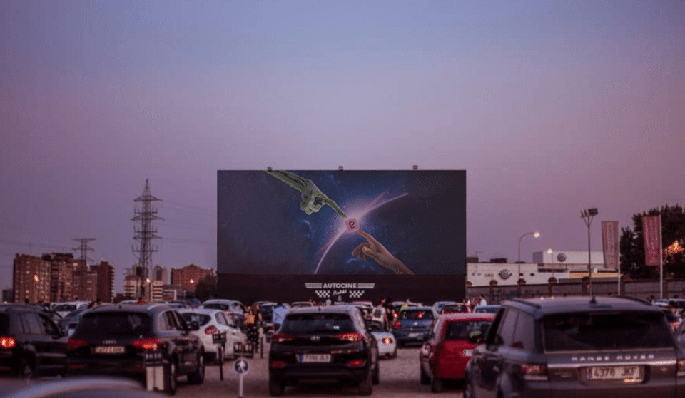Space Festival: 4 motivos para no perderse la fiesta de EasyPark en Autocine Madrid