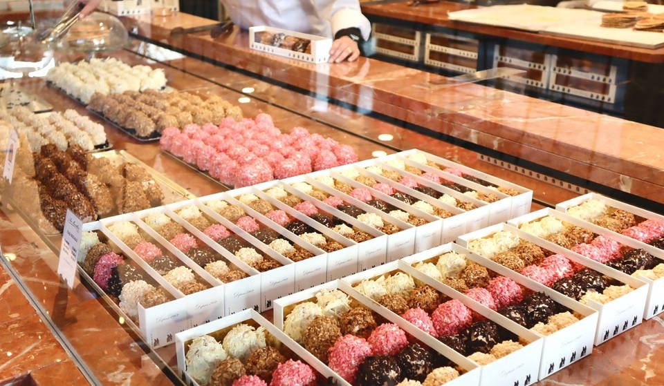 Una de las mejores pastelerías de París abre en Madrid