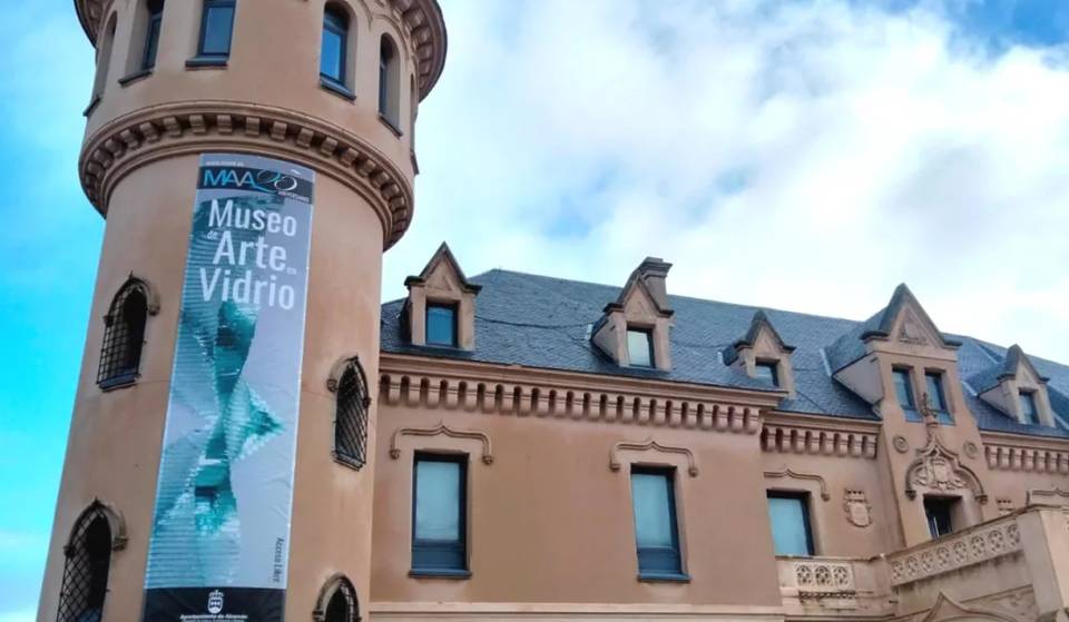 Música electrónica y un mercado medieval junto a un castillo de Alcorcón