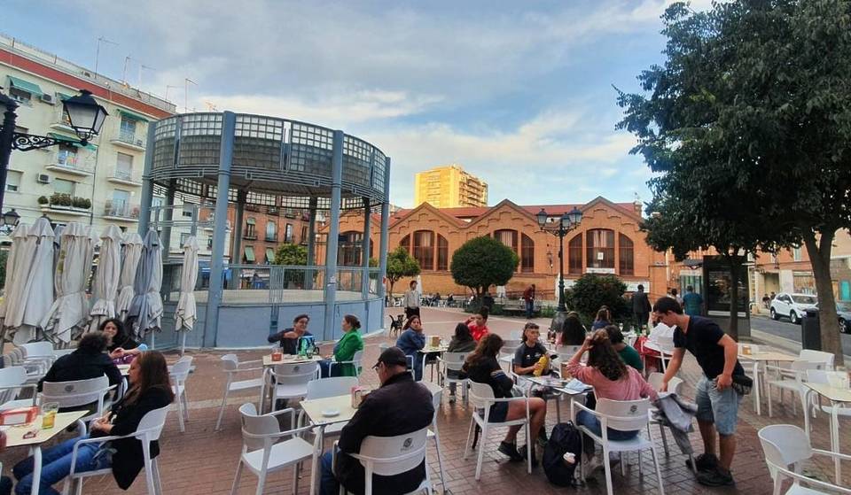 Free flamenco concerts in a pavilion in Puerta del Angel: days and times