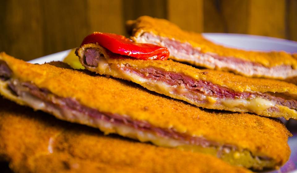 Free cachopo buffet for 15€ in this centrally located Asturian restaurant in Madrid.