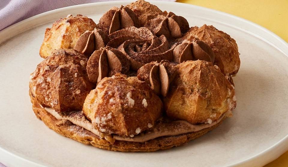 Die kultige Pariser Patisserie bringt ihre Törtchen 2025 auf die Goldene Meile