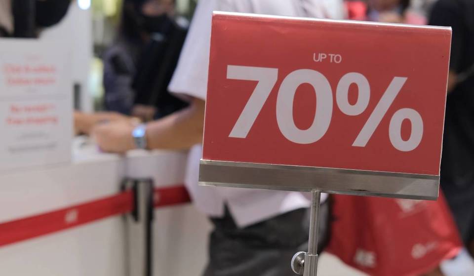 Die Filiale in Atocha mit Rabatten von bis zu 70%: Virtual-Reality-Brillen oder Haartrockner für 9,99€.