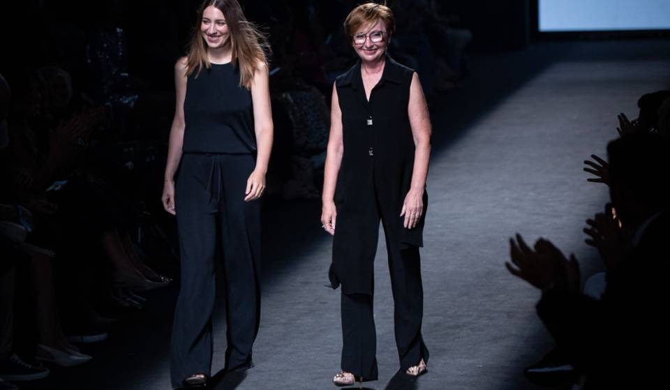 Sechs valencianische Haute-Couture-Kleider in diesem Luxushotel in Madrid ausgestellt