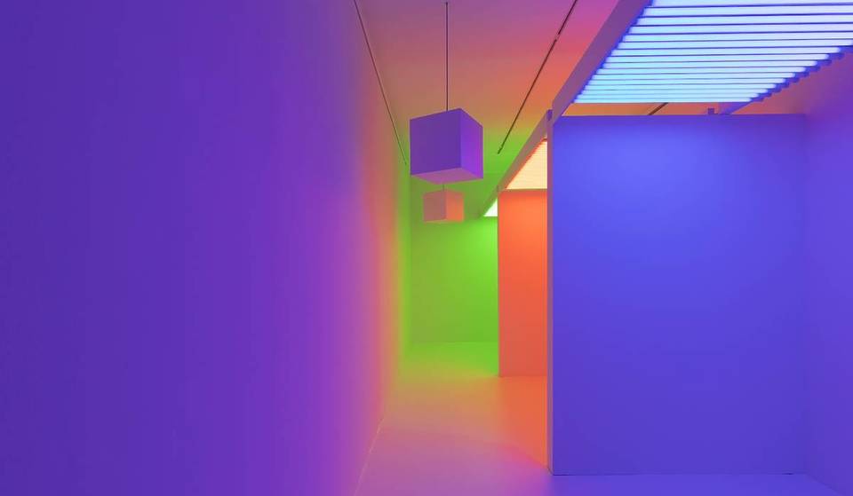 Von Klein-Blau zu digitalem Neon: Die Fundación Juan March zeigt eine kostenlose Ausstellung zum Thema Farbe