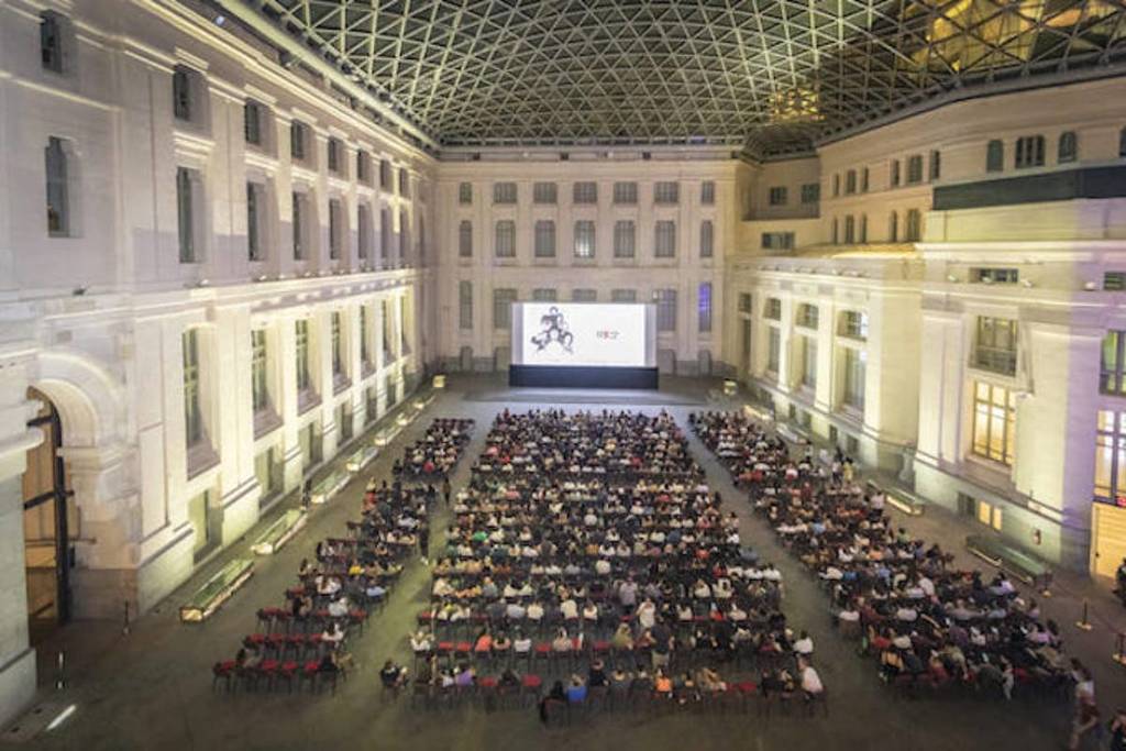 Cine bajo una cúpula de cristal, arte pop y música electrónica: podrás ver desde ‘Lilo & Stitch’ hasta ‘Emilia Pérez’