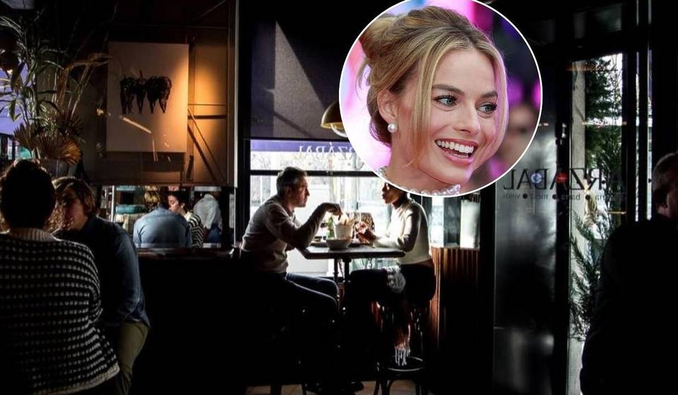 Margot Robbie está em Madrid&#8230; e comeu torrija, oreja e chipirones neste restaurante do bairro do Retiro.