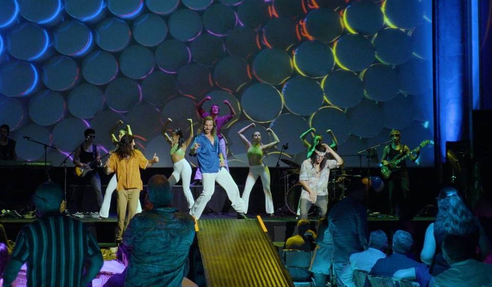 Ibiza Paradise ya está en Madrid: una experiencia interactiva que revive el espíritu hippie