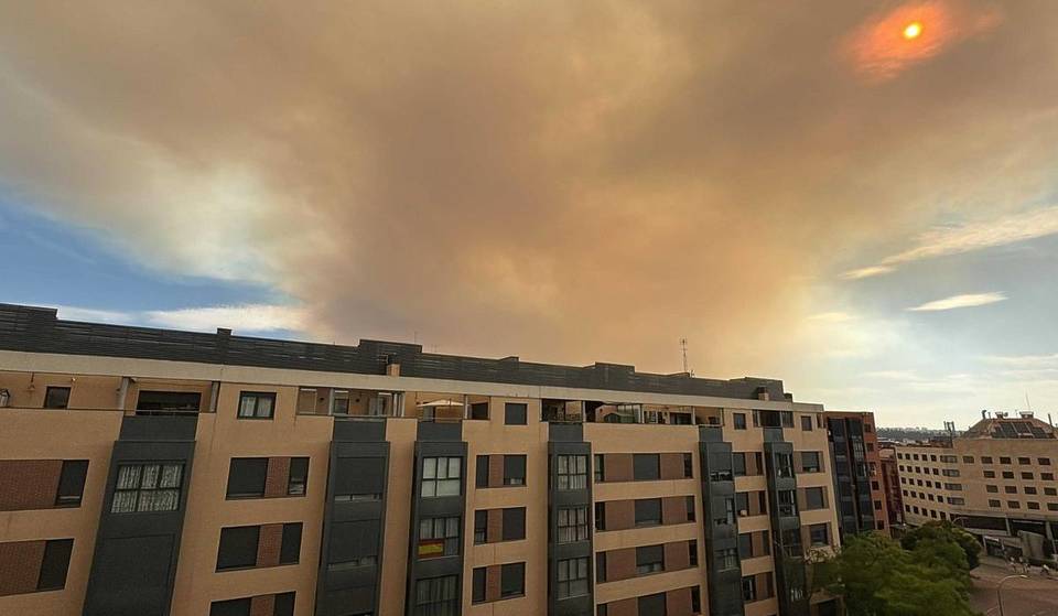 Rauch am Himmel über Madrid: Die Folgen eines Brandes in einer Stadt in Toledo