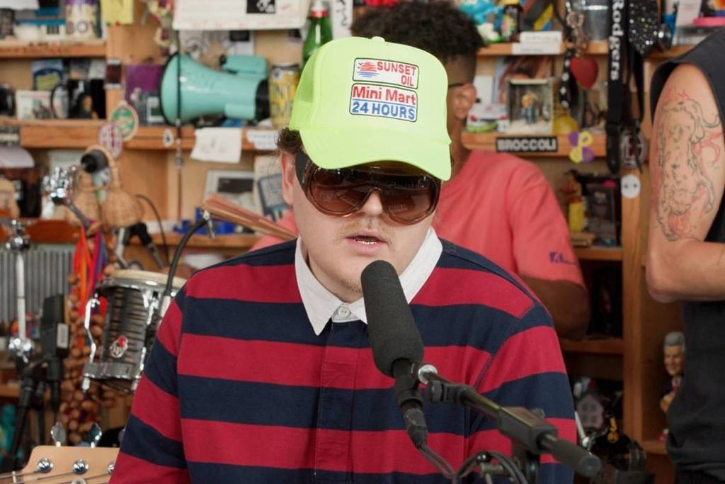 Madrid-based artist Rusowsky shines, stands out and thrills at the latest Tiny Desk: “It’s a work of art”.