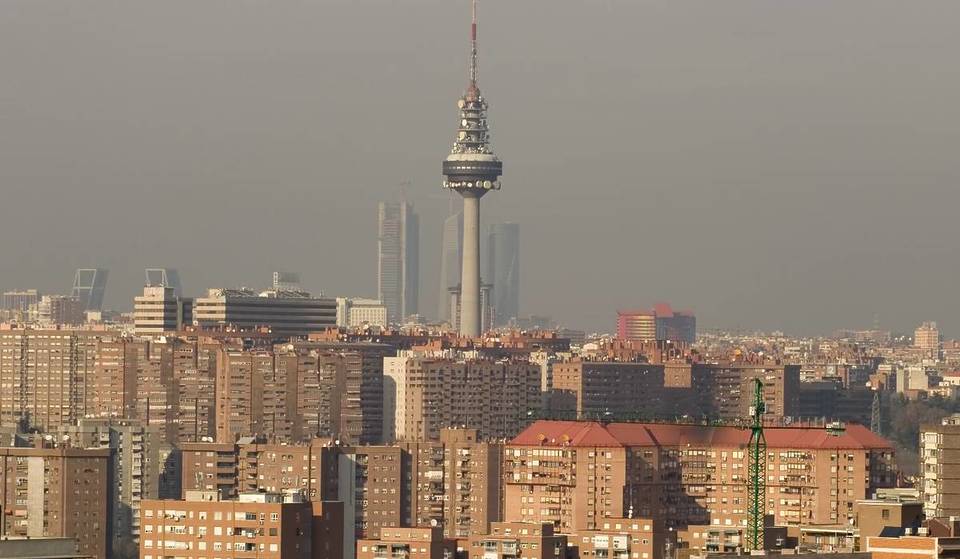 Contaminación en niveles malos en Madrid: los expertos piden no hacer ejercicio en la calle y proteger a los más vulnerables