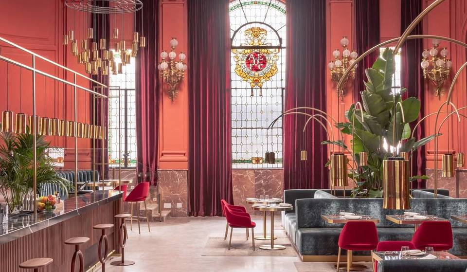 Es konkurriert darum, eines der schönsten Restaurants der Welt zu sein: fast niemand kennt es und seine Fenster verbergen ein Juwel