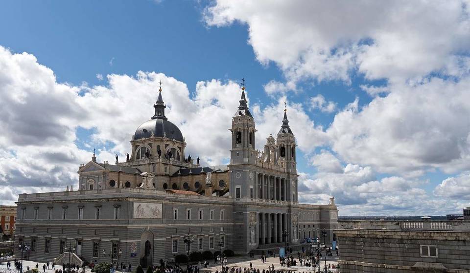 Abrupt change of weather in Madrid: prepare light jacket and umbrella, but only for a few days