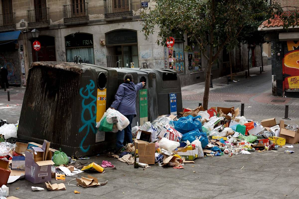 If it is not in your contract you do not have to pay it: the legal