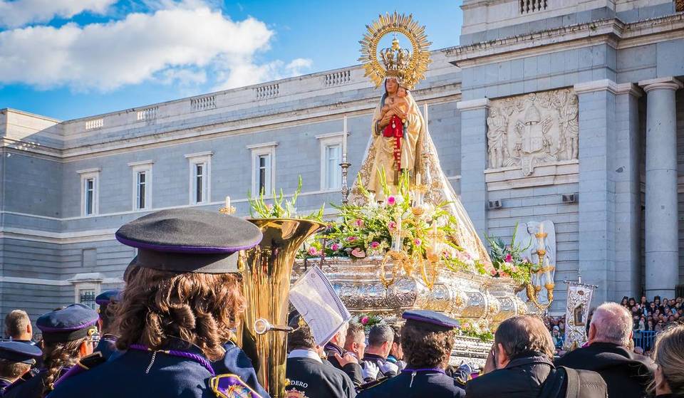Corona dell’Almudena gratuita, sfilate e più di 20 concerti gratuiti: tutto quello che vi aspetta a Madrid questo fine settimana