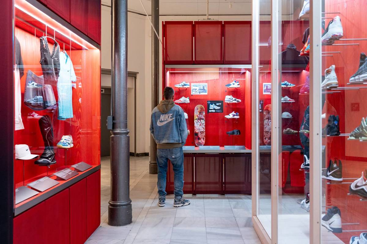 'NIKE. Diseño en movimiento'