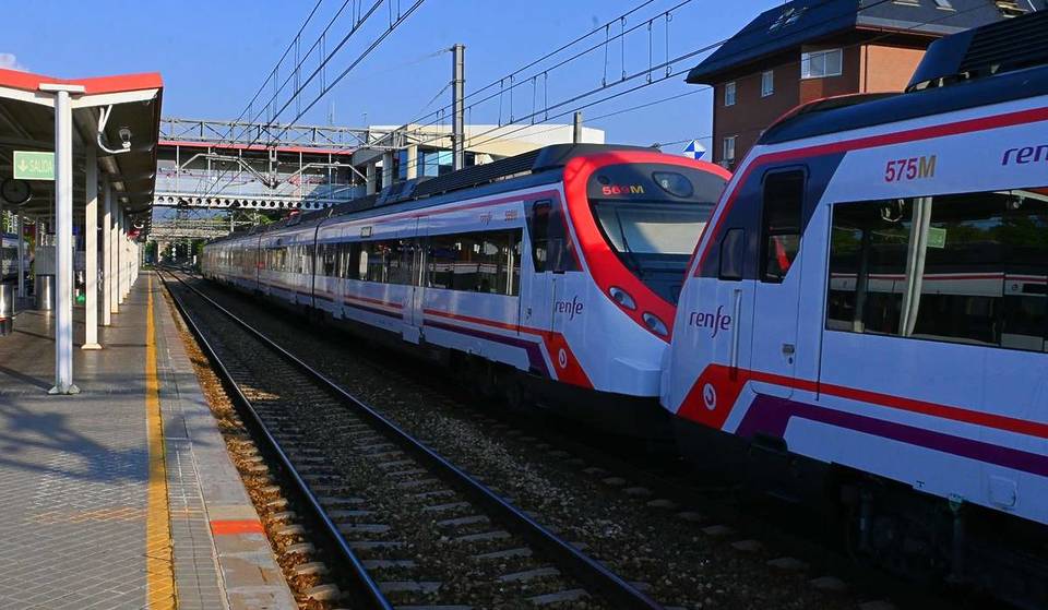 La Comunità di Madrid paga 7 milioni in più per il treno per Warner… che è fermo da 13 anni e costa 85 milioni di euro
