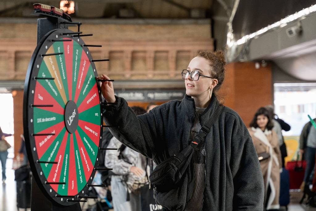 El divertido reto de Uber en la estación de Atocha: ¿qué tipo de usuario eres?