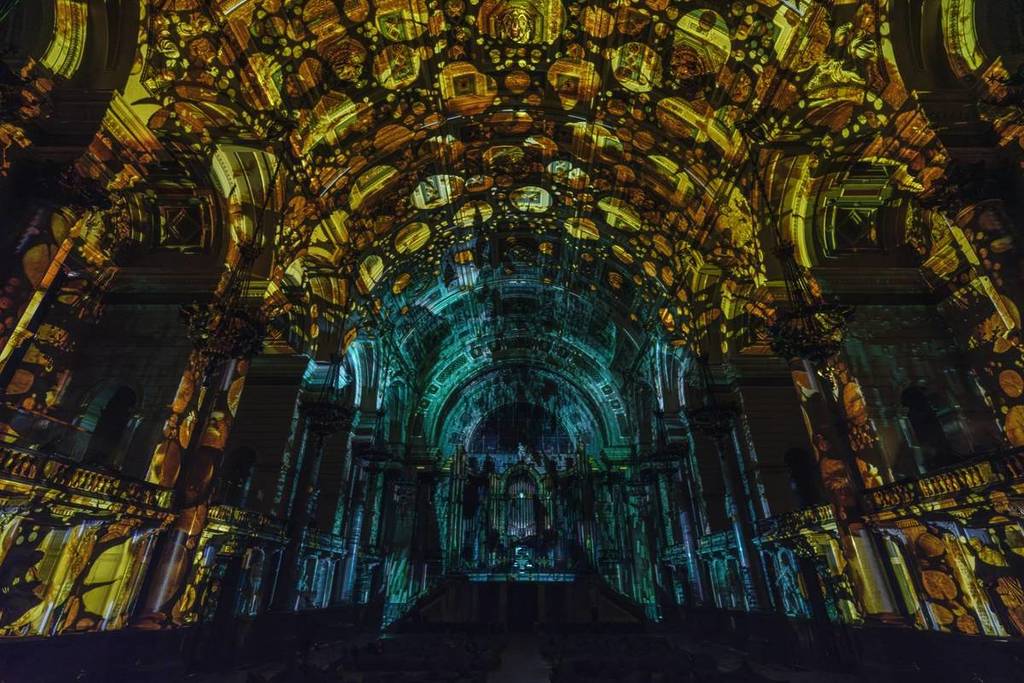 flow experiencia inmersiva música clásica y videomapping madrid