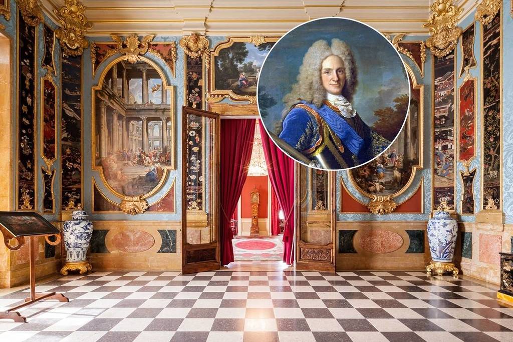 Interior del Palacio Real de La Granja de San Ildefonso y retrato de Felipe V, por Jean Ranc.