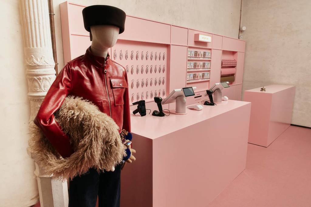 Hasta el 8 de diciembre: Parfois abre un ‘hotel’ con chocolate gratis y personalización de bolsos