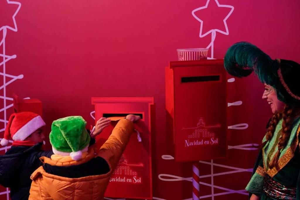 El tren más navideño de todos está en la Comunidad de Madrid: cuesta 5€ y lleva a un valle encantado