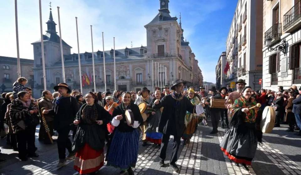 Il Natale a Madrid inizia con questa parata: più di 200 musicisti riempiono il centro della città con la tradizione questo fine settimana