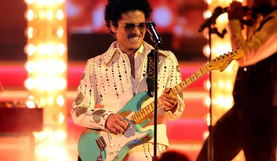 Bruno Mars anuncia su 1ª gira europea después de 10 años y tiene una parada en Madrid: fecha y entradas