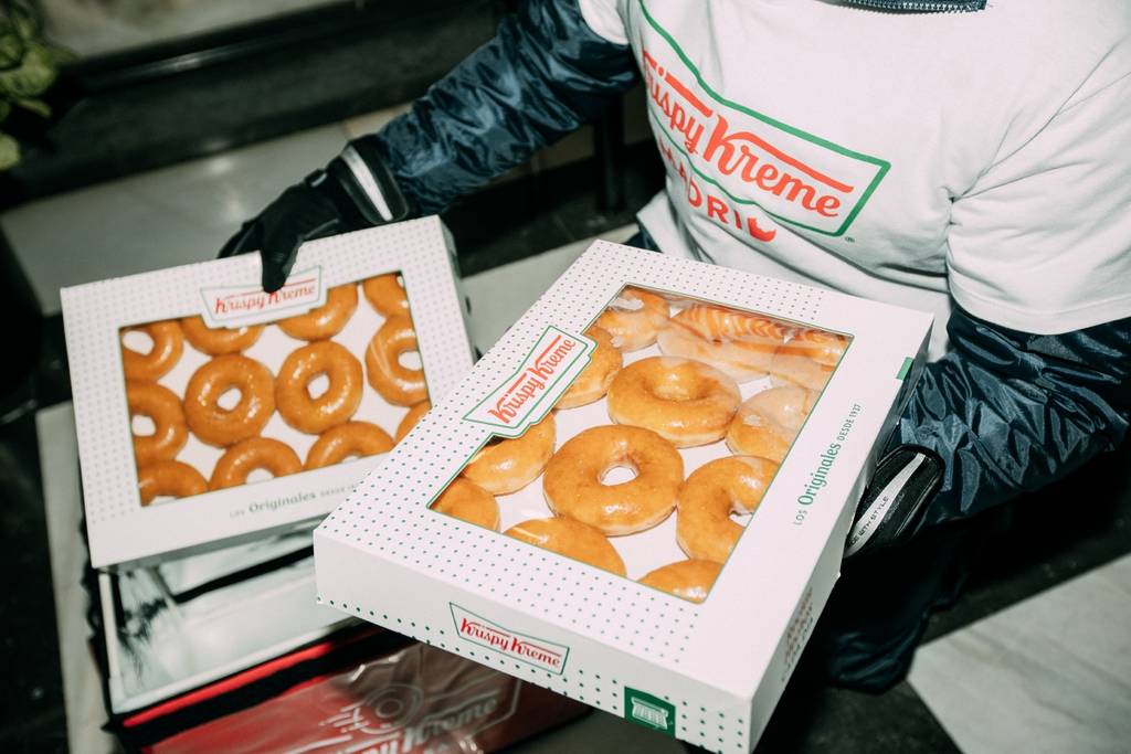 Krispy Kreme llega al centro con el servicio de delivery y un extra de sorpresas