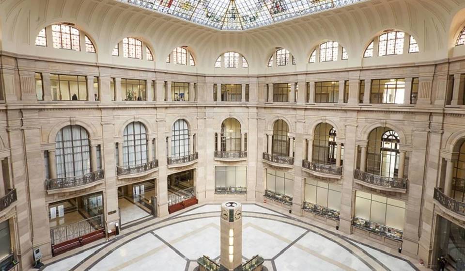 O impressionante Banco de Espanha pode ser visitado gratuitamente: há poucas vagas, mas é fácil conseguir se souber como