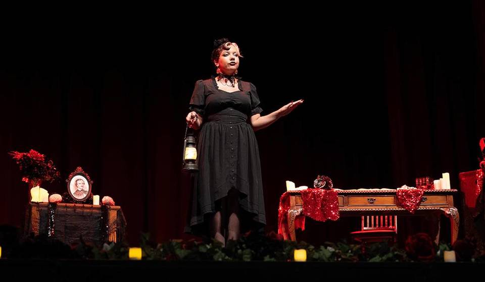La nouvelle sortie à Madrid pour les fans d’Edgar Allan Poe : cocktails d’auteur et récits macabres, juste pour une journée