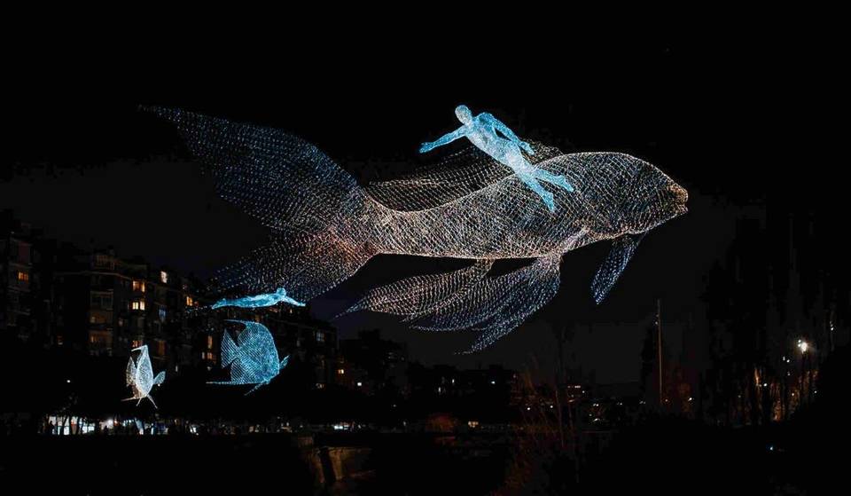 Das größte Lichtfestival Madrids kehrt in diesen Tagen zurück: 15 kostenlose Installationen verwandeln Arganzuela und die „Paisaje de la Luz“