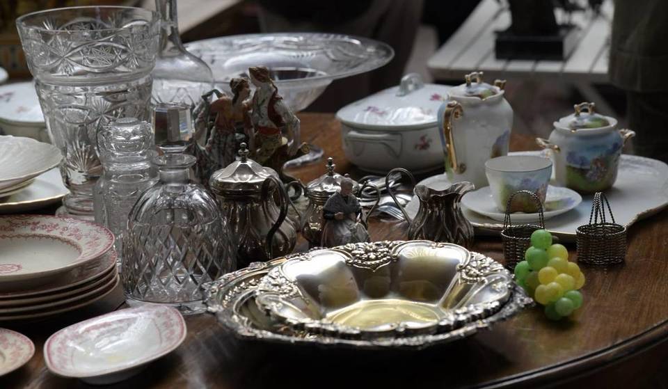 Der Flohmarkt nach französischer Art, den man nur an einem Tag besuchen kann: Das Viertel Salamanca ist Gastgeber eines großen Events mit mehr als 30 Antiquitätenhändlern und Vintage-Design