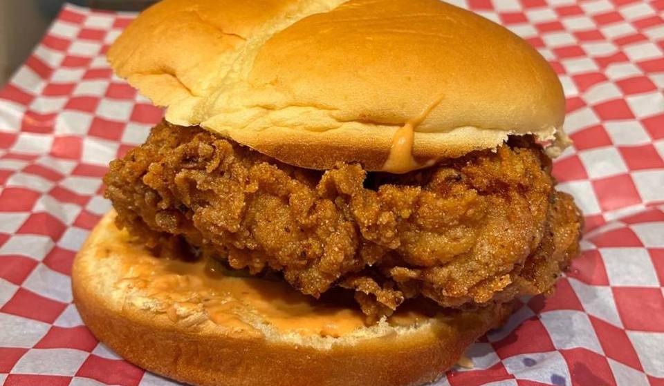 Das Projekt mit den Sandwiches mit gebratenem Hähnchen, das endlich ein Restaurant in Madrid eröffnet: Seit Jahren verkaufen sie als Pop-up alles aus