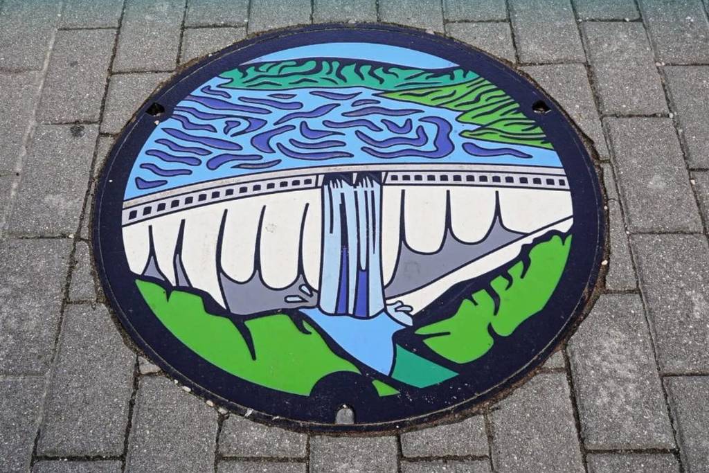 Madrid copia a Japón y convierte sus alcantarillas en arte: encontrarlas puede darte premio